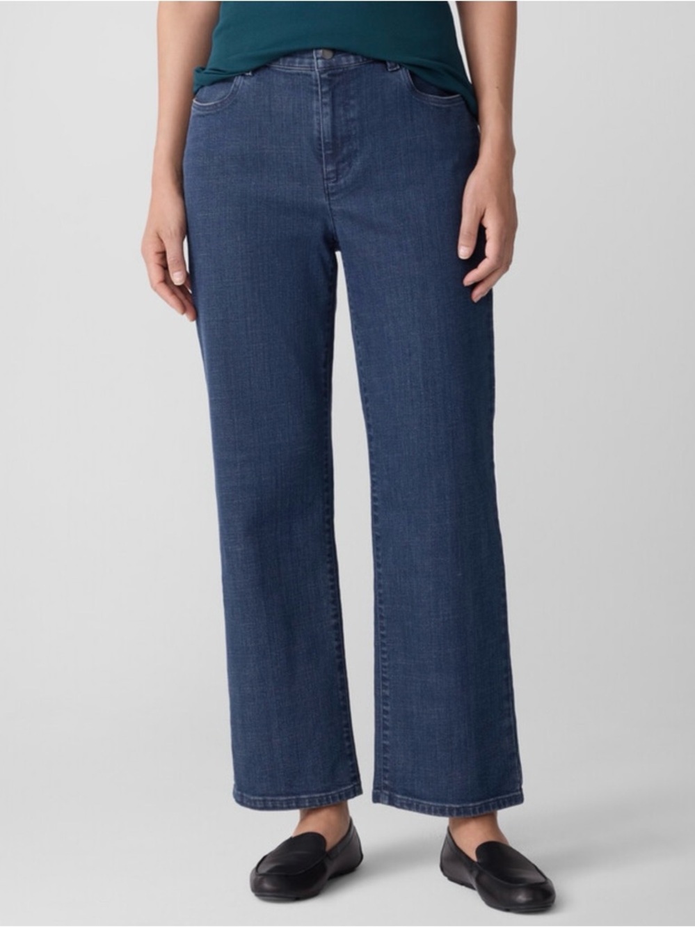 EILEEN FISHER Classic Straight-Leg Denim